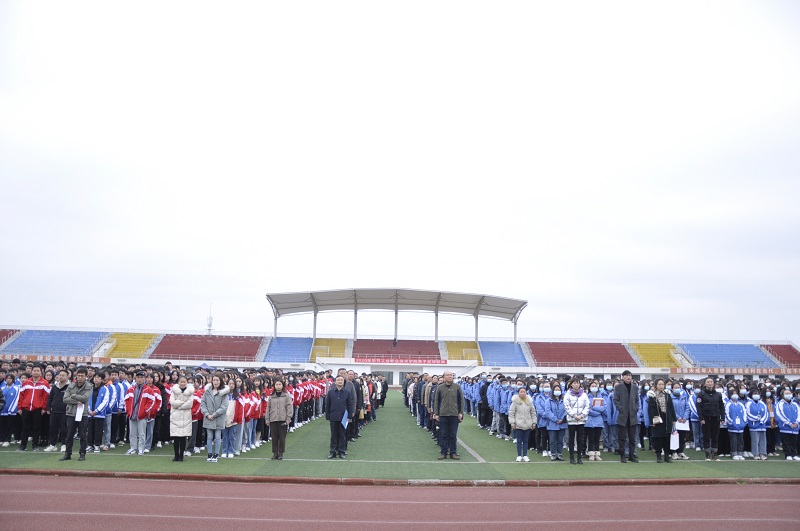 畢節(jié)工業(yè)職業(yè)技術學院開展“牢記囑托奮力行 百年追夢新時代”主題升旗儀式