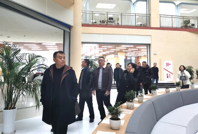 邱國援率隊到黔南州考察學習職業技能學歷雙提升工程有關工作