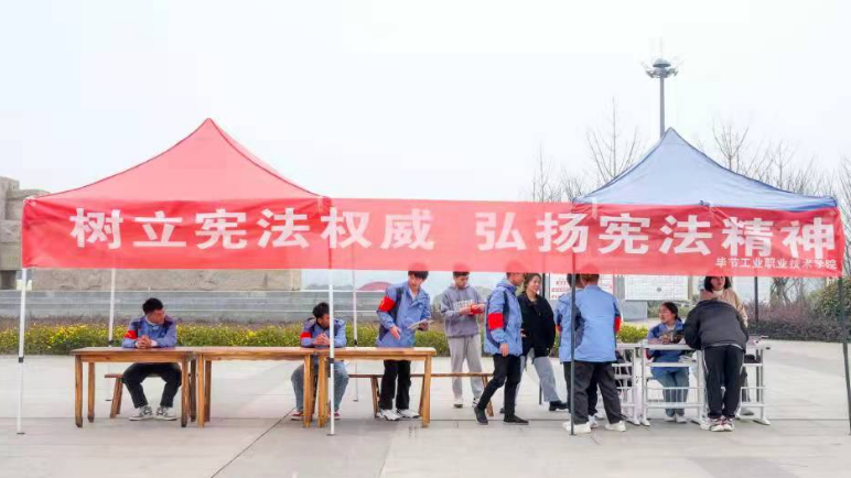 這些優(yōu)秀的育人案例，值得每一位輔導(dǎo)員（班主任）學(xué)習(xí)！