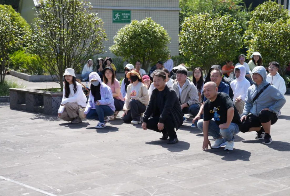 躬耕教壇·強國有我——畢節工業職業技術學院開展慶祝第39個教師節團建活動