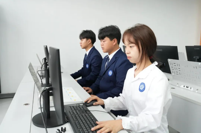 發現身邊的美（二）| 堅韌、毅力和奮進的美